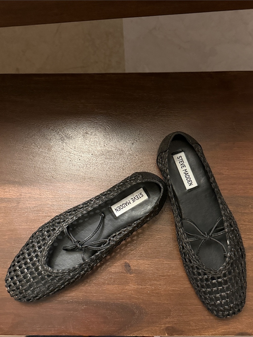 Steve Madden Black Woven Leather Ballet Flats with Bow